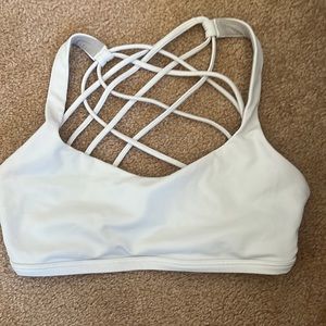 Free to be sports bra in BONE